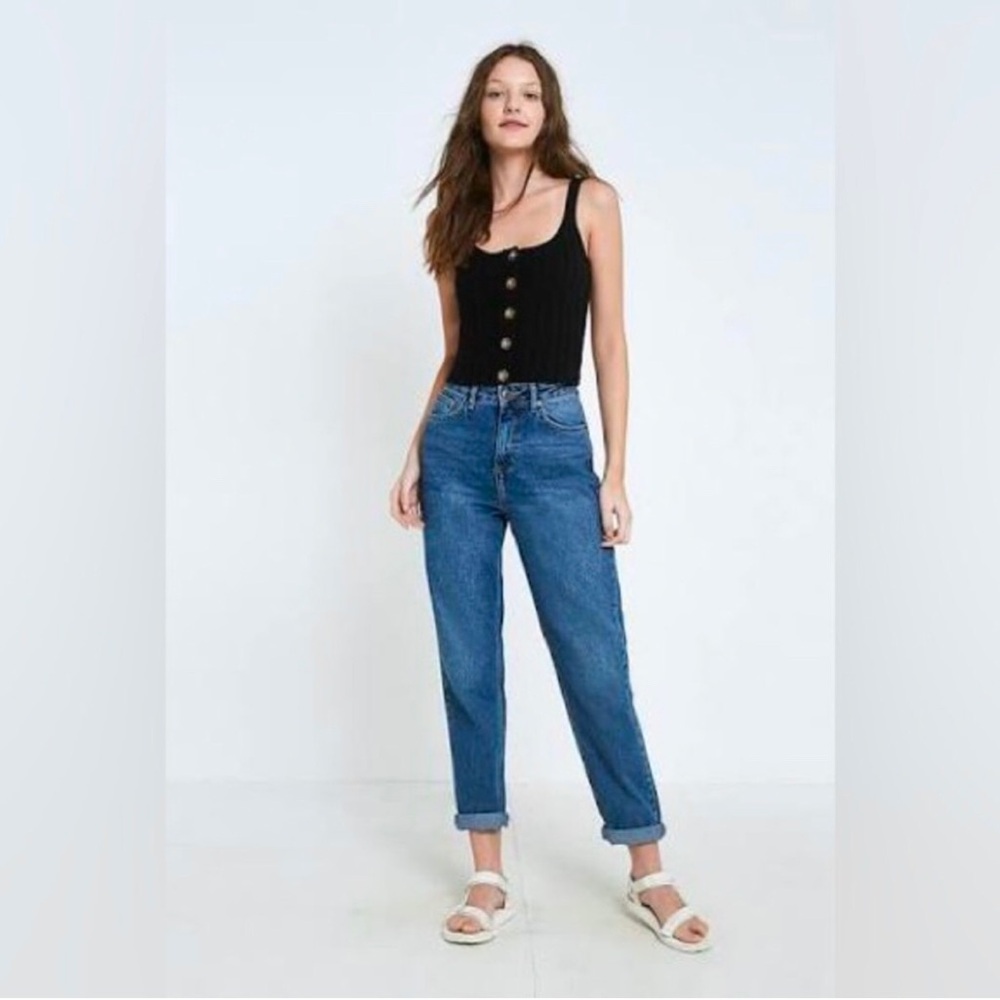 Urban Outfitters mom jeans